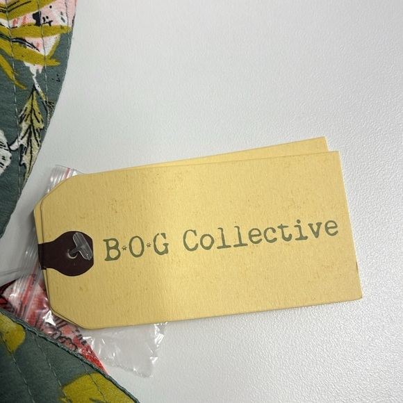 NWT small floral print crop top sweetheart neckline quilted tank top ruched top - Picture 11 of 11